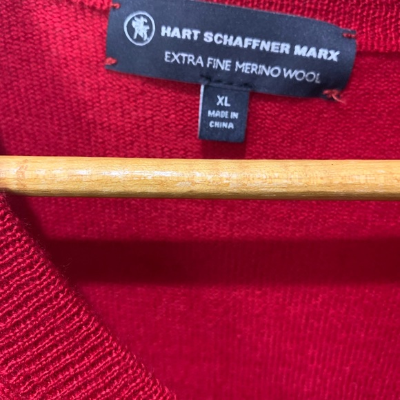 HART SCHAFFNER MARX 100% EXTRA FINE WOOL  RED RIBBED V-NECK SWEATER VEST - Picture 2 of 15